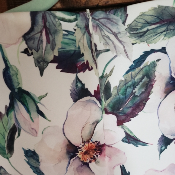 Watercolor Magnolia Pencil Skirt -2XL - Picture 5 of 6